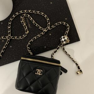 Chanel Vanity With Chain Mini Black For Women 4.3 in / 11 cm